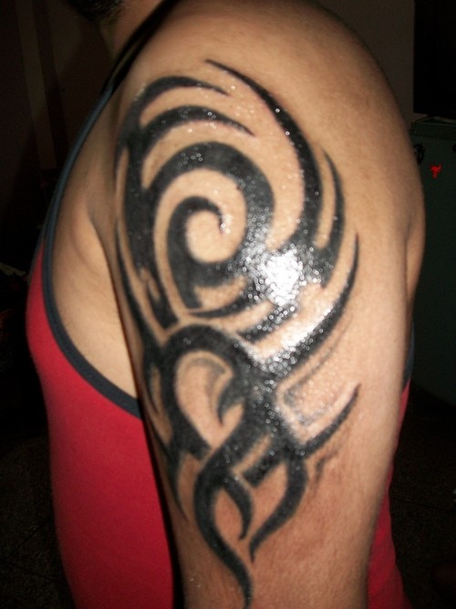 Custom Tattoo Designs | Tribal Shoulder Tattoo