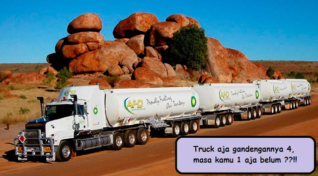 foto meme lucu truck gandeng nyindir jomblo