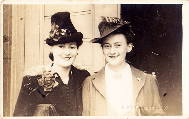 Eva (Nevin) Morris and Hilda (Nevin) Warren, Sydney, NSW, 1940s