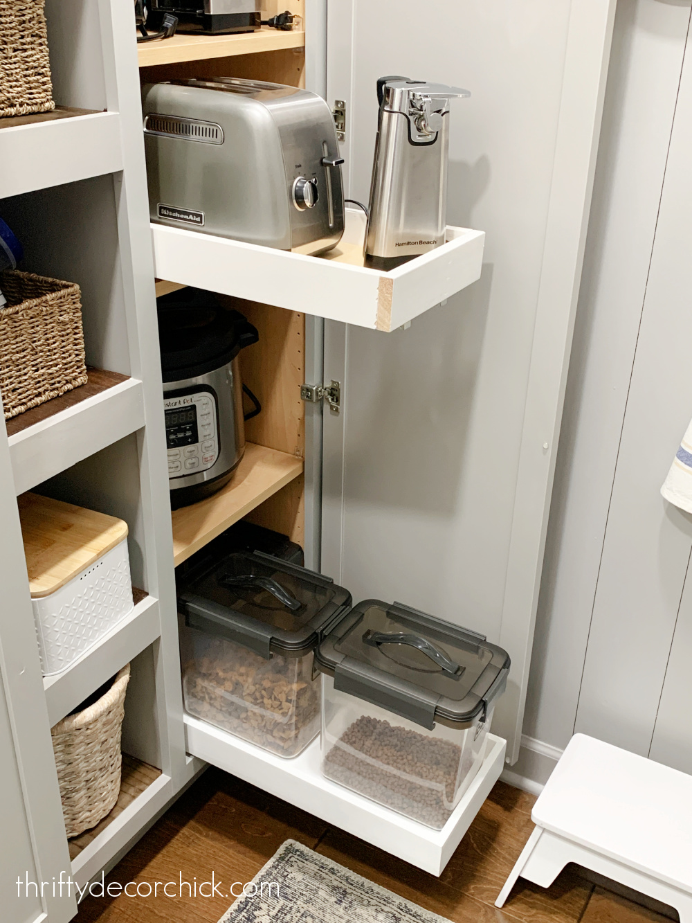 DIY Changing pantry shelves to pullout drawers 