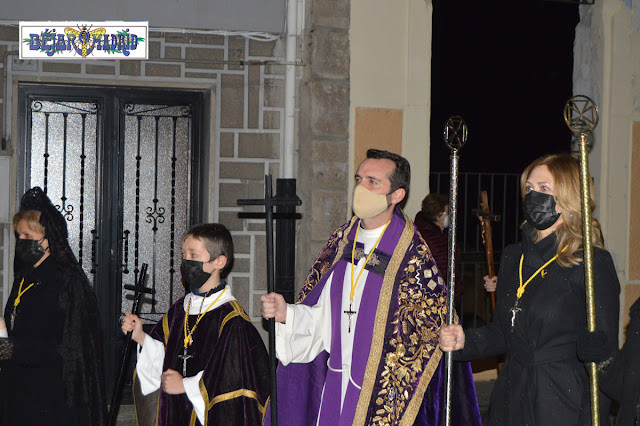 SEMANA SANTA DE BÉJAR | La lluvia obliga a acortar la procesión de La Soledad - 11 de abril de 2022