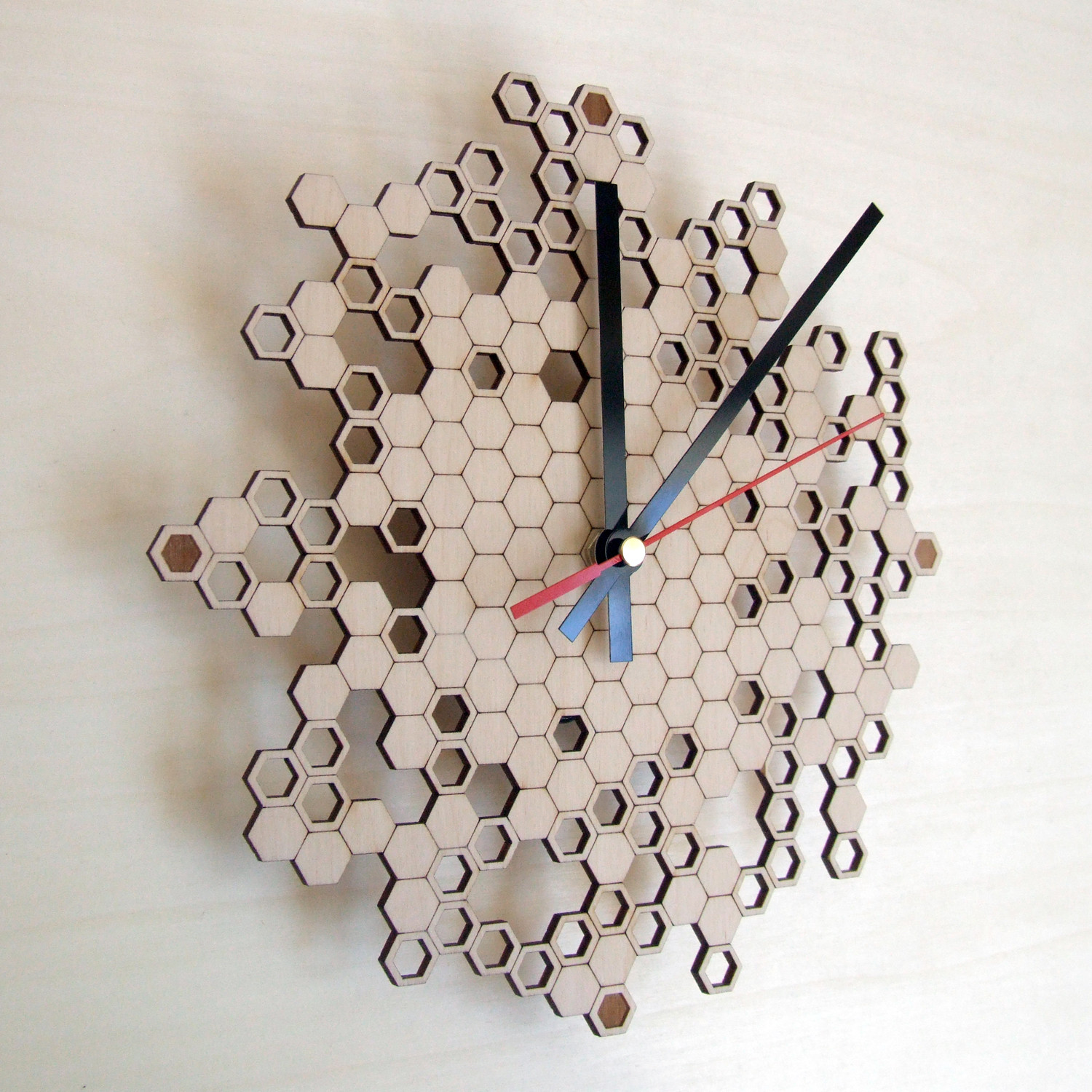 https://www.touchofmodern.com/sales/asymmetree-9c88dcfe-5649-4872-beb5-6fc4b08948e8/honeycomb-clock-engraved?share_invite_token=WQ3PD6V0