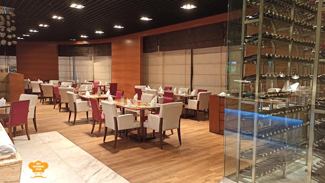 One World Hotel Petaling Jaya Weekend Seafood Buffet 2022 - Dining Area