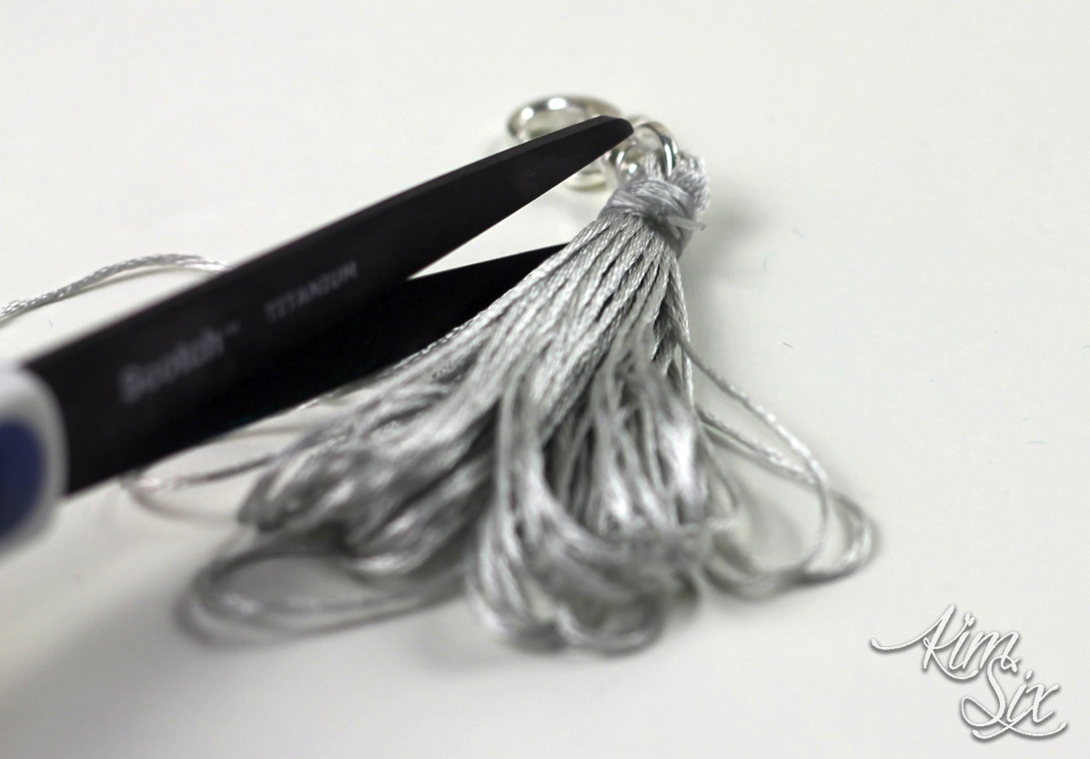 Making your own tassels from thread