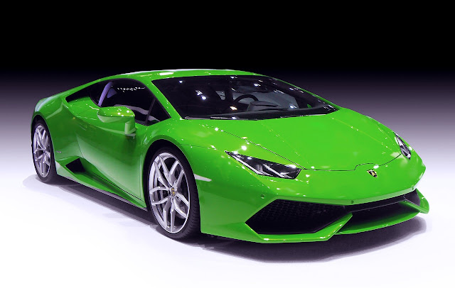 Lamborghini - Image by PIRO from Pixabay