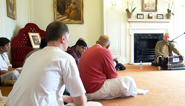 Sankarshan Das Song Class on "Nitai Pada Kamala" BVM London