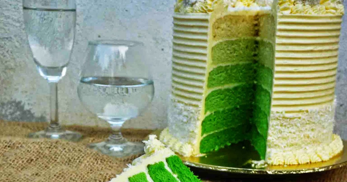 Syapex kitchen: Pandan Ombre Cake with Gula Melaka Swiss 