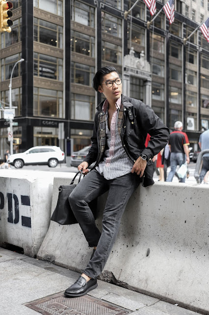 Menswear Blogger and Influencer wearing Sperry Loafers in City Prep Fall Style Look