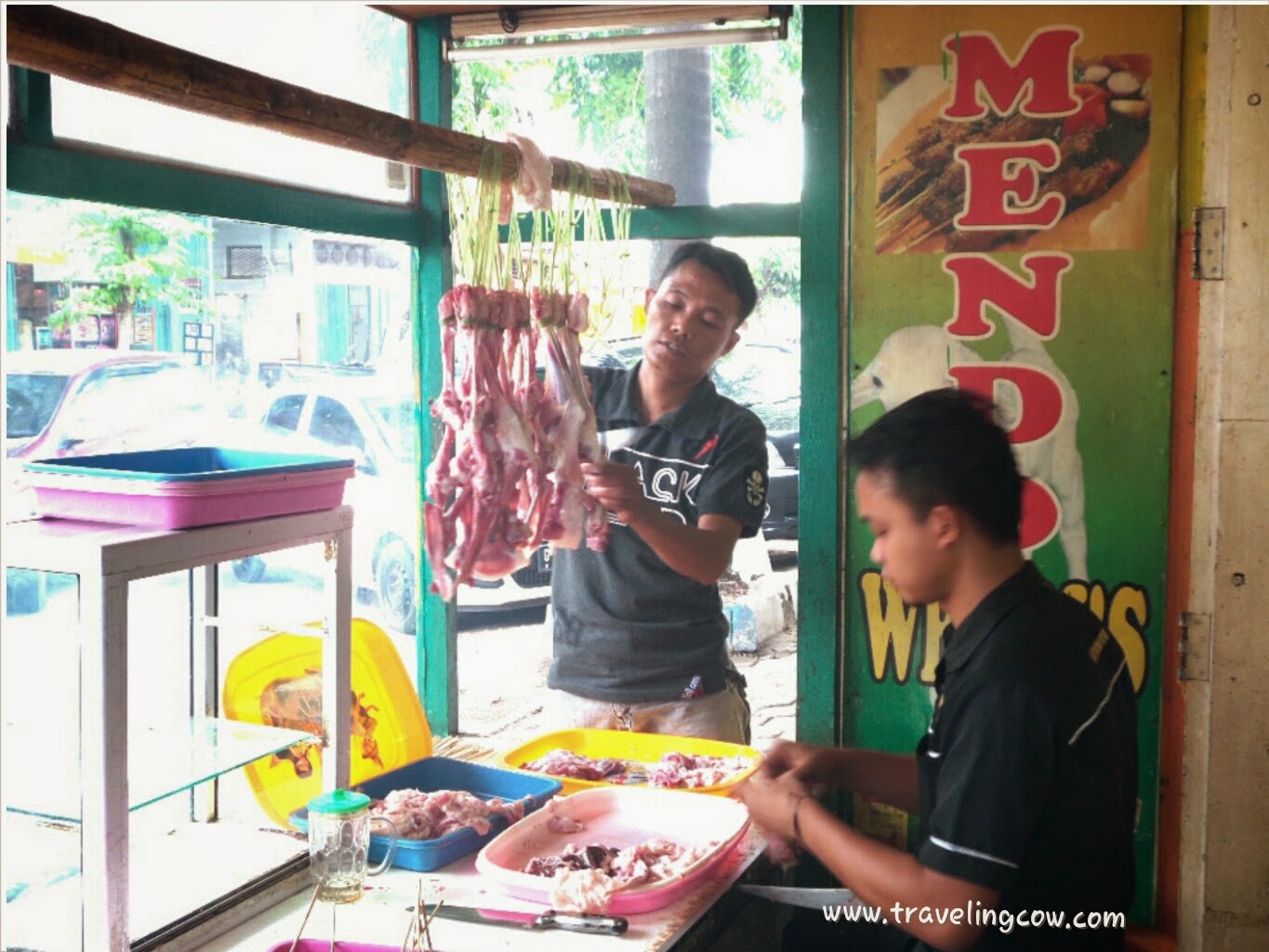Kuliner Tegal Nikmatnya Sate Kambing muda di RM Sate 