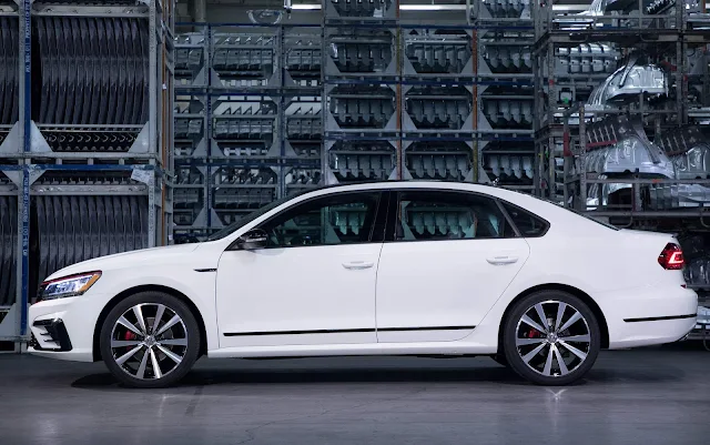 Novo VW Passat GT VR6 DSG chega aos EUA por U$ 29.090 dólares