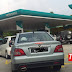 Kerajaan mula potong subsidi minyak bulan depan, lapor Malaysiakini