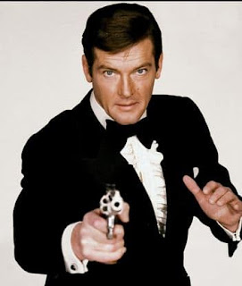 Veteran James Bond Actor Roger Moore Dies