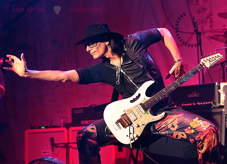 Steve Vai