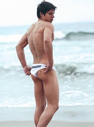 White Swimmers (3)