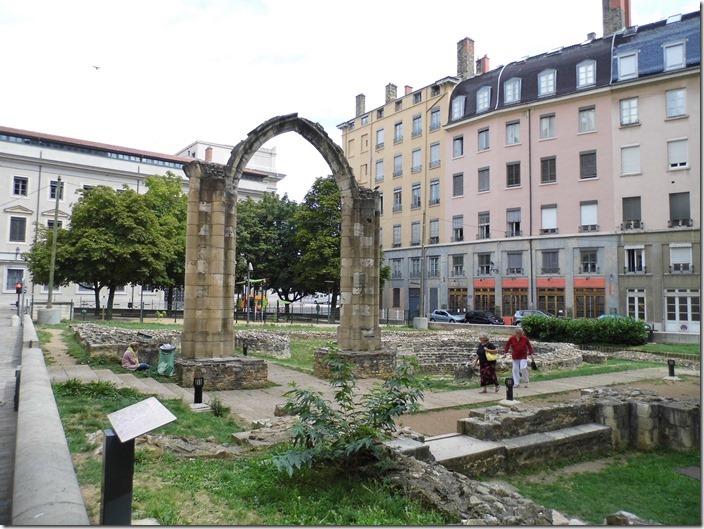 Lyon 11