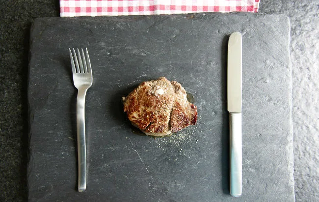 Una bistecca molto piccola