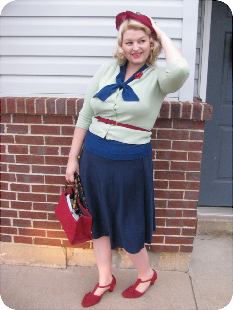 plus size 1940s vintage fashion with vintage hat, red t strap shoes via Va-Voom Vintage