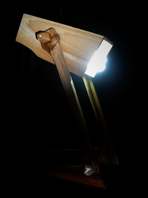 lampu belajar dari kayu jati 3