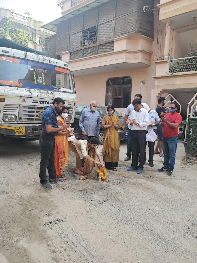 पार्षद शिवानी गौरव सोलंकी ने किया सड़क निर्माण कार्य का शुभारम्भ