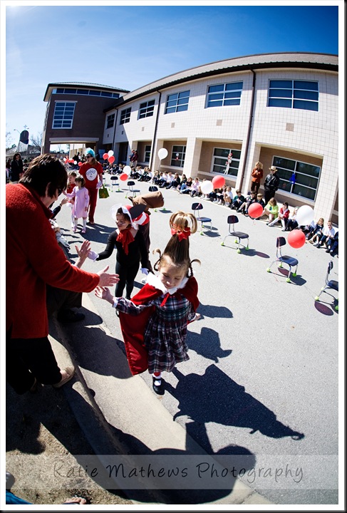 dr_seuss_parade-83