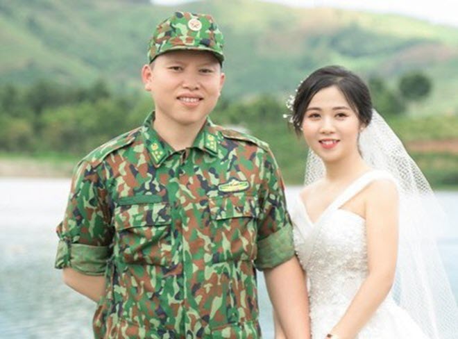 Chiến sĩ biên phòng 2 lần hoãn cưới để chống dịch