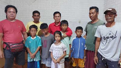 ️Berbagi Kebahagian dengan belasan Anak Yatim Pulau Maringkik, DPC PDIP Lombok Timur berikan Donasi kemanusiaan 