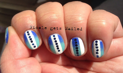 Blue Gradient with White Stripes and Glequins