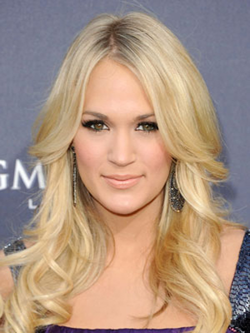 Top Carrie Underwood Blonde Hairstyles