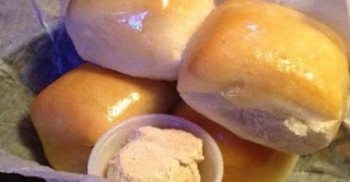 Texas Roadhouse’s Rolls