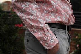 The sleeve placket of a pink floral men's button-down shirt made from the Liesl and Co. All-Day Shirt sewing pattern.
