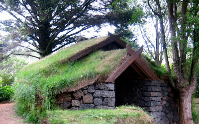 sod-roofed house (botanical garden, Reykjavik, Iceland)