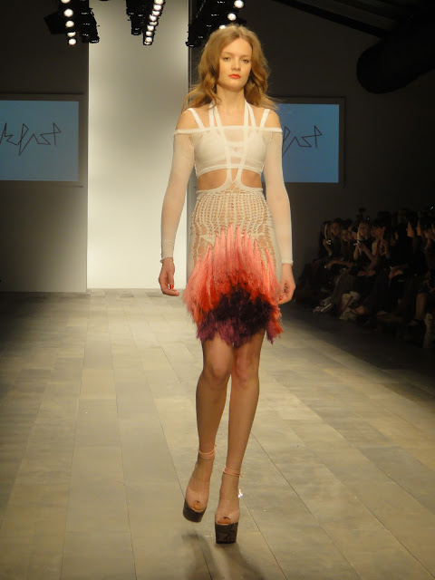 Mark Fast, London Fashion Week, London Fashion Weekend, S/S 11, Spring summer, knit, knit dress