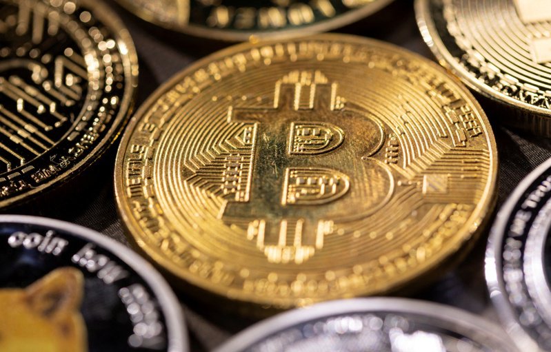 There is another turmoil in the cryptocurrency circle, Bitcoin plummeted by 20% to close to 17,000 yuan.