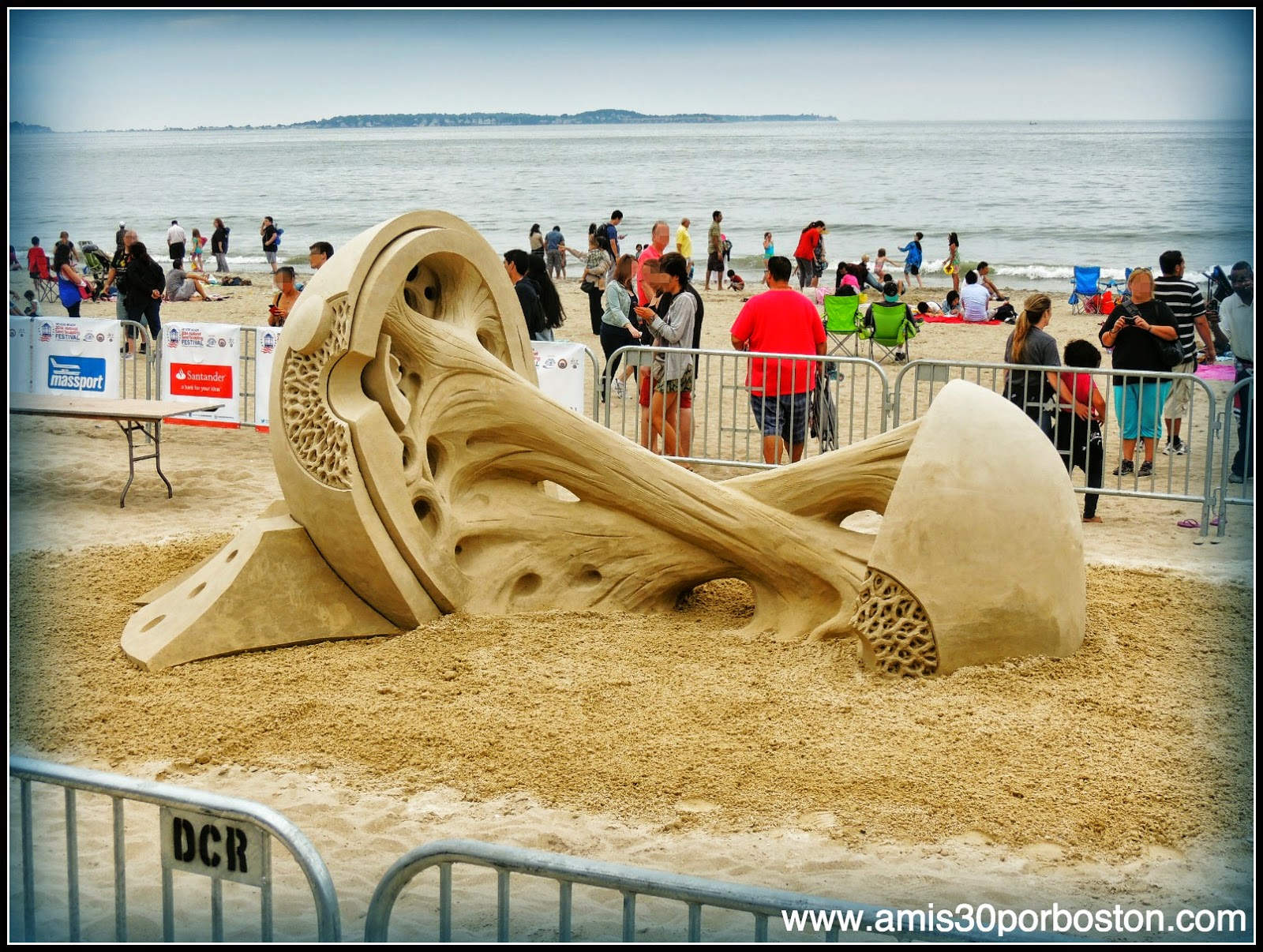 Revere Beach 2014 National Sand Sculpting Festival: "Double Vision" 