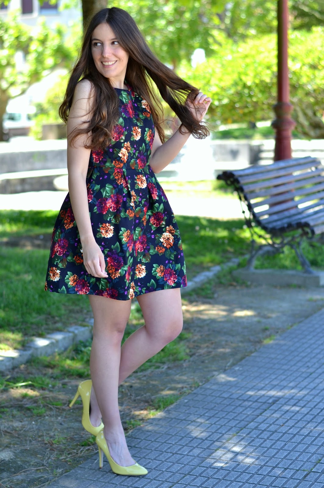 outfits yellow heels