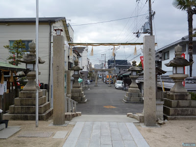 日吉神社注連柱