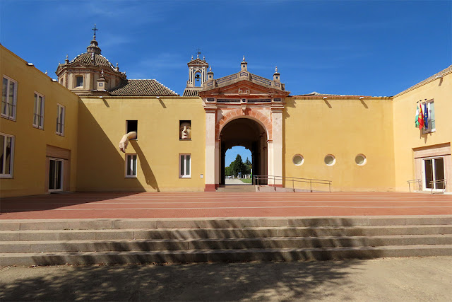 Centro Andaluz de Arte Contemporáneo, Calle Américo Vespucio, Seville