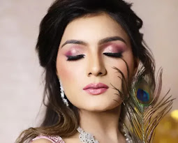 professional makeup artist in Greater Noida