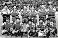 Selección de ESPAÑA - Temporada 1992-93 - Zubizarreta, Giner, Julio Salinas, Alcorta, Fernando Hierro y Aldana; Julen Guerrero, Chapi Ferrer, Toni, Beguiristáin y Claudio - ESPAÑA 3 (Julio Salinas 2 y Fernando Hierro), IRLANDA DEL NORTE 1 (Wilson) - 28/04/1993 - Mundial de Estados Unidos 1994, fase de clasificación - Sevilla, estadio Benito Villamarín - Alineación: Zubizarreta; Ferrer, Alcorta, Giner, Toni; Aldana, Julen Guerrero, Fernando Hierro, Beguiristáin (Bakero, 77'); Julio Salinas y Claudio (Kiko, 56')