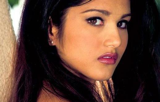 sunny leone profile child/childhood pics and photos