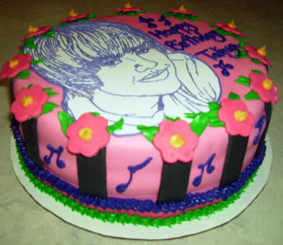 Justin Bieber Birthday Cake on Justin Bieber Birthday Cakes   Damn Cool Pictures