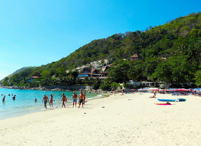 Nai Harn Beach