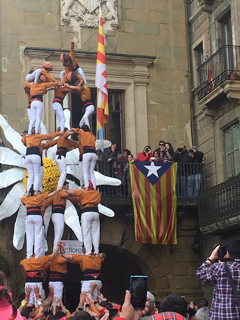 Sagals d’osona "Comença la temporada d’actuacions" per Eduard Olivan