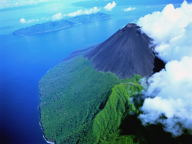 Vanuatu - Vulcão Lopevi