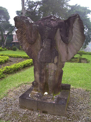 Alam Mengembang Jadi Guru: Candi Sukuh