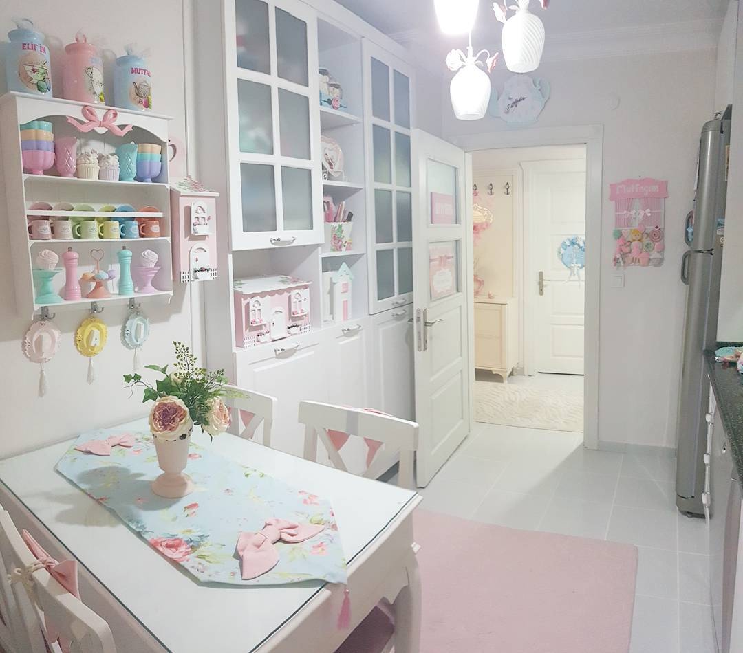  Dekorasi Dapur Shabby Chic Dengan Menggunakan Rak dan 