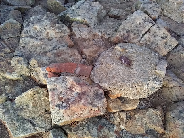 remaining bit of bricks