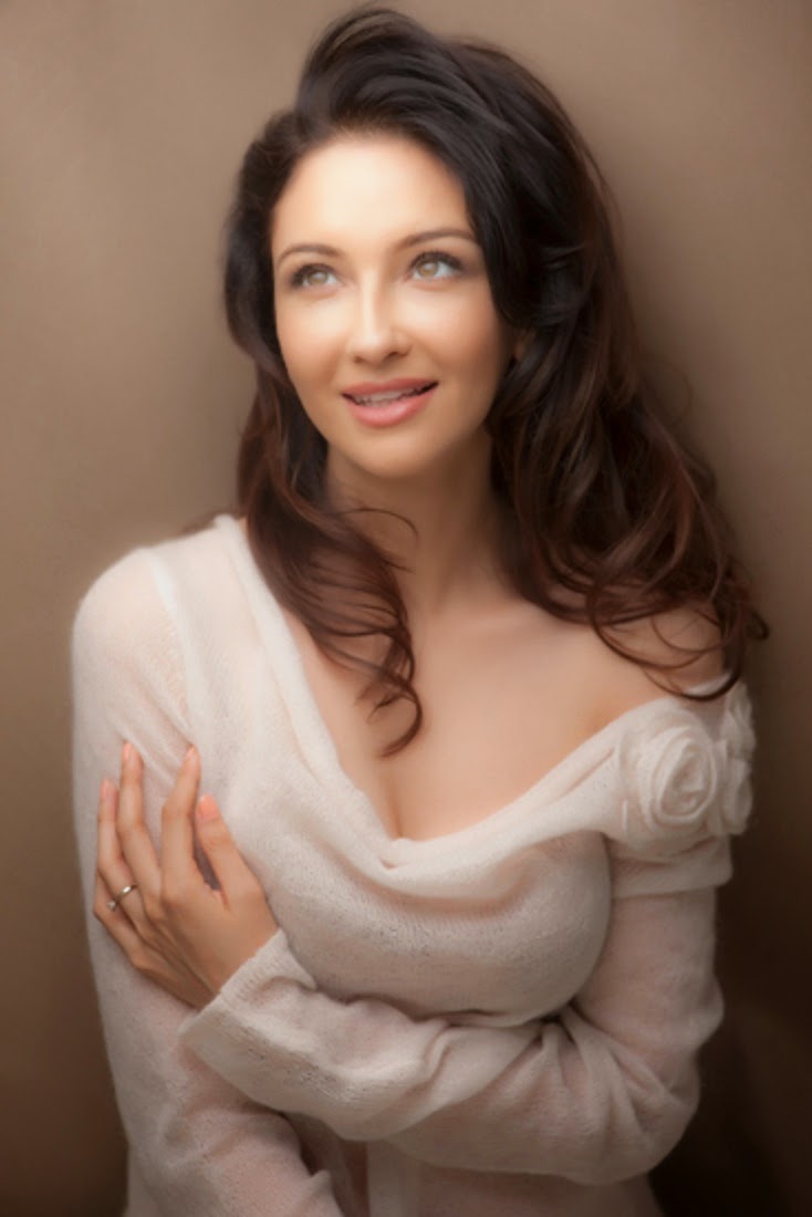 All new wallpaper : Saumya Tandon HD Wallpapers Free Download