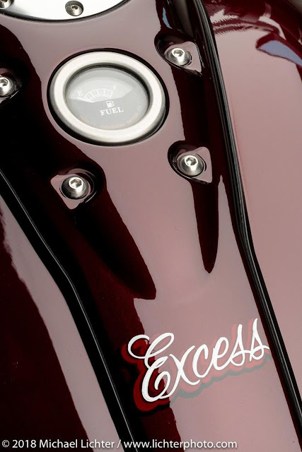 'Excess' é uma moto personalizada (custom bike) Brandywine FXR