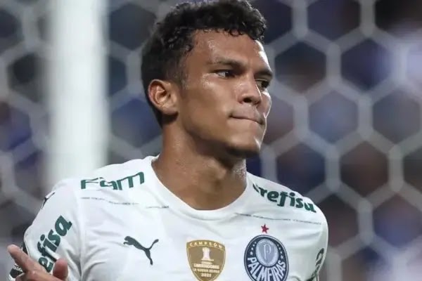 Quem é o camisa 11 do Palmeiras? Descubra o jogador que veste a lendária camisa